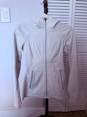 lululemon athletica white Hooded Zip-Up Jacket